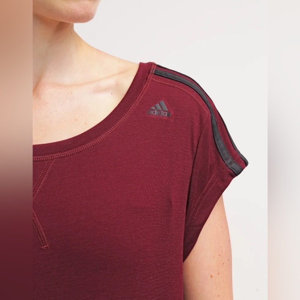 Adidas Women's Maroon Short Sleeve Tee